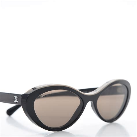 CHANEL Black Acetate Oval Sunglasses 5416 Off White Trim CC .